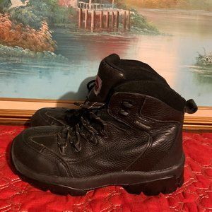 Avenger Safety Footwear Men's size 7.5 work boots